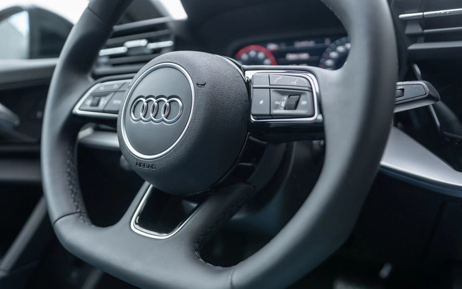 Audi A3 cena 148773 przebieg: 5, rok produkcji 2024 z Śrem małe 379